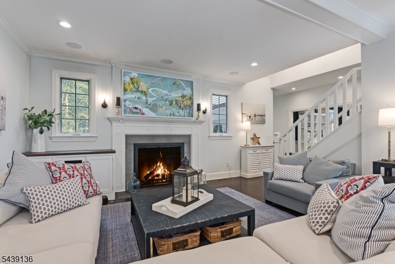 11 Red Oak Row Chester, NJ 07930 - Photo 12 of 50
