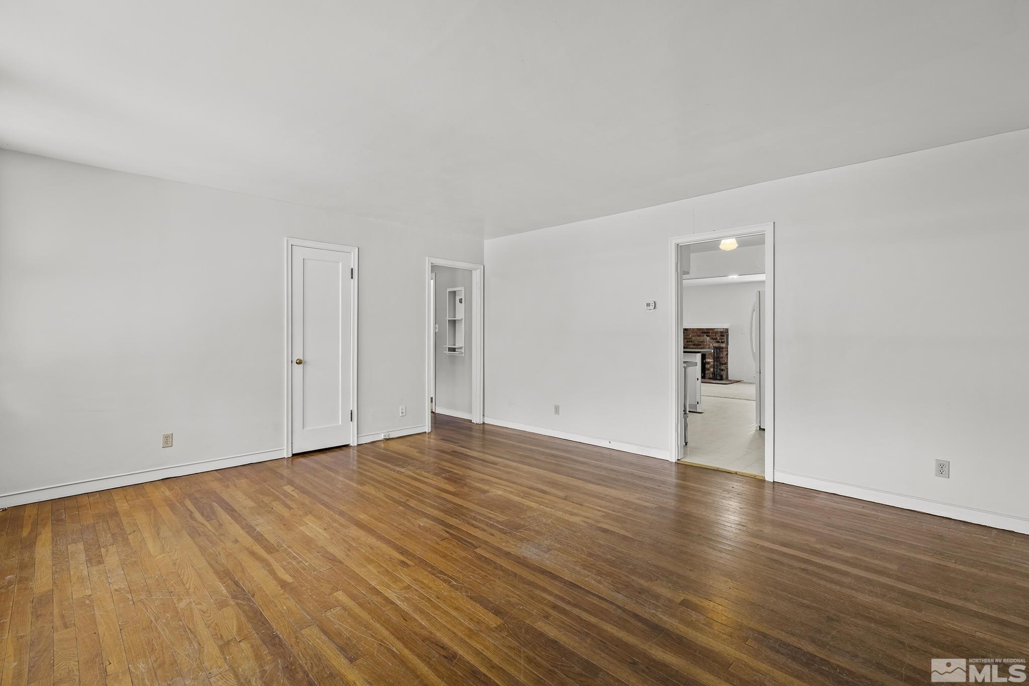 315 Bartlett Street Reno, NV 89512 - Photo 4 of 18 Photo 4