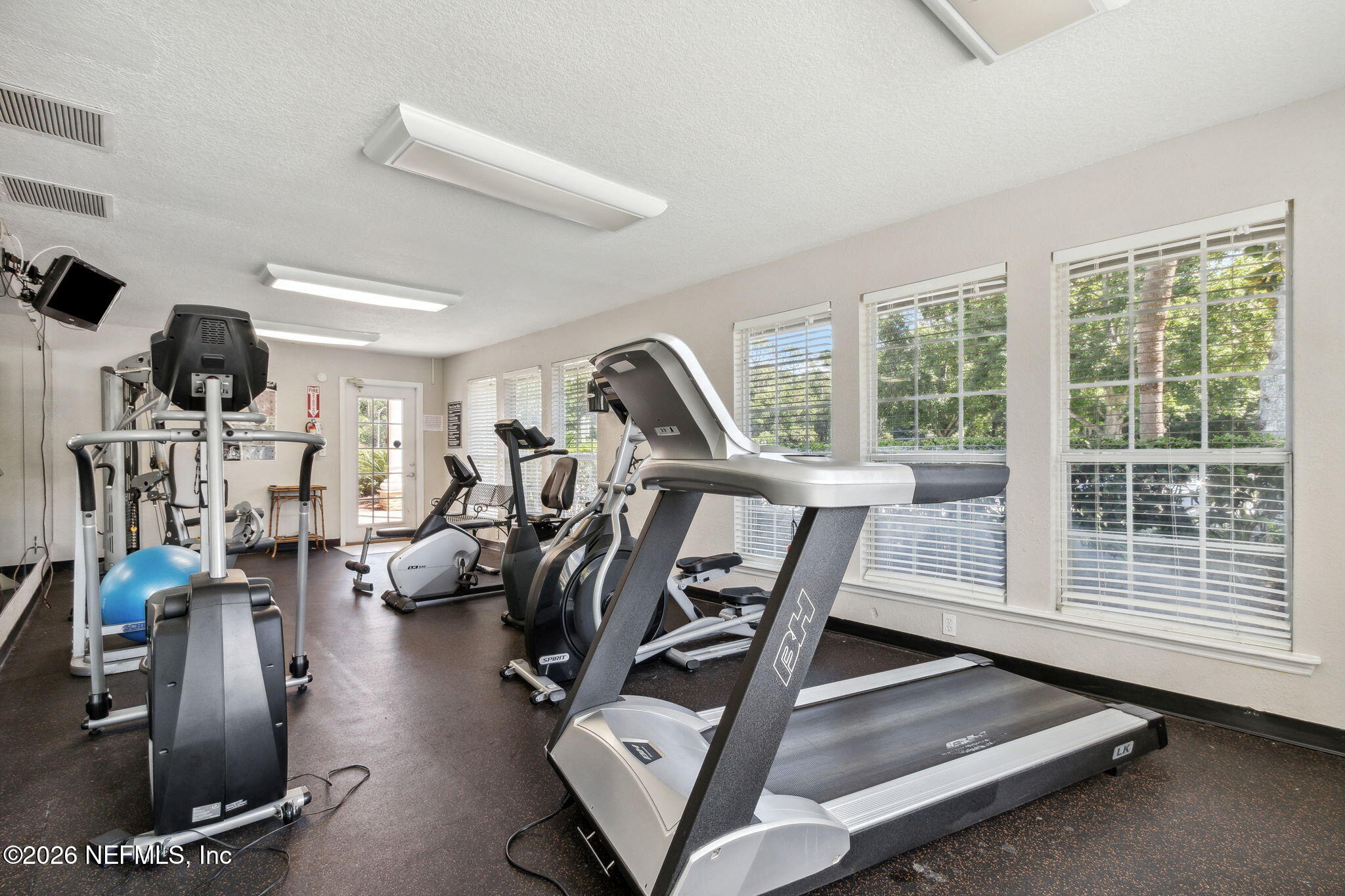 10200 Belle Rive Boulevard, Unit 118 Jacksonville, FL 32256 - Photo 52 of 58 52-web-or-mls-The Landings at Belle Rive