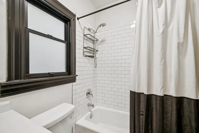 $749,000 | 925 East 19th Street, Oakland, CA 94606