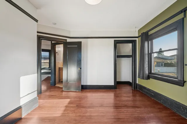 $749,000 | 925 East 19th Street, Oakland, CA 94606
