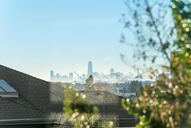 $749,000 | 925 East 19th Street, Oakland, CA 94606