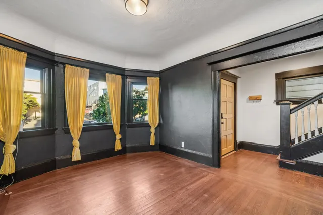 $749,000 | 925 East 19th Street, Oakland, CA 94606