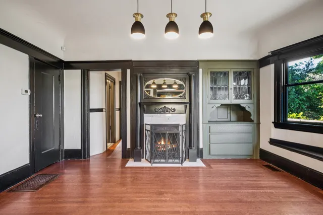 $749,000 | 925 East 19th Street, Oakland, CA 94606