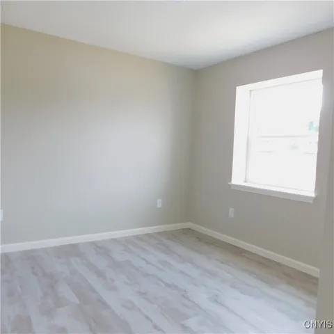 $1,300 | 413 South Main Street, Clay, NY 13212