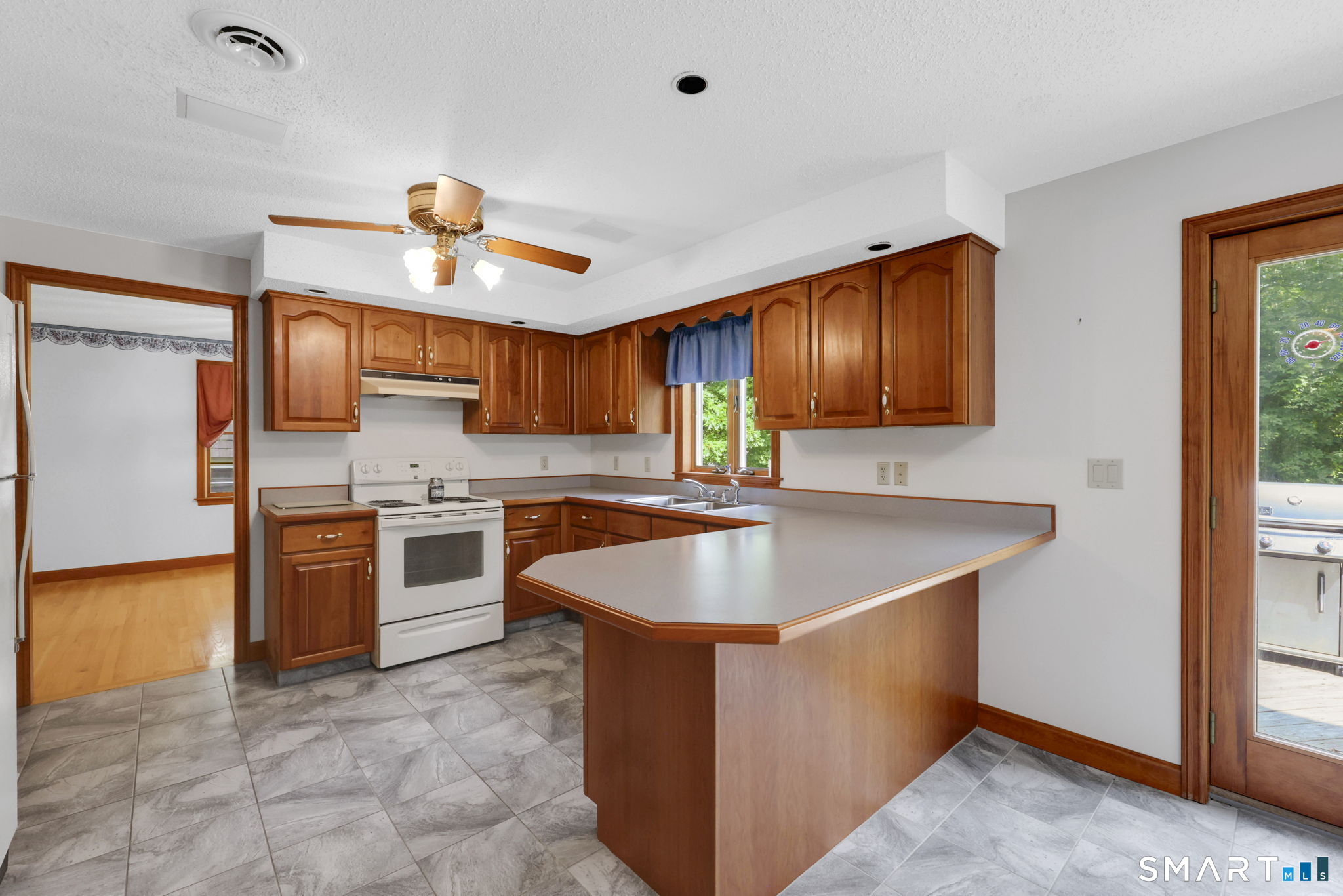 28 Heather Lane Coventry, CT 06238 - Photo 8 of 28