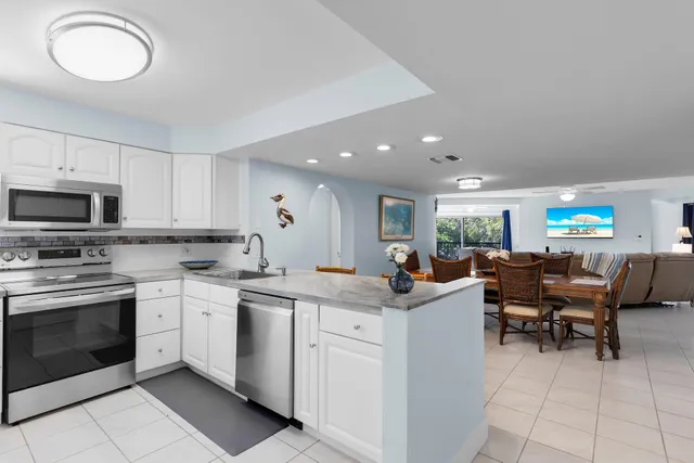 $620,000 | 1998 Overseas Highway, Unit A4, Marathon, FL 33050