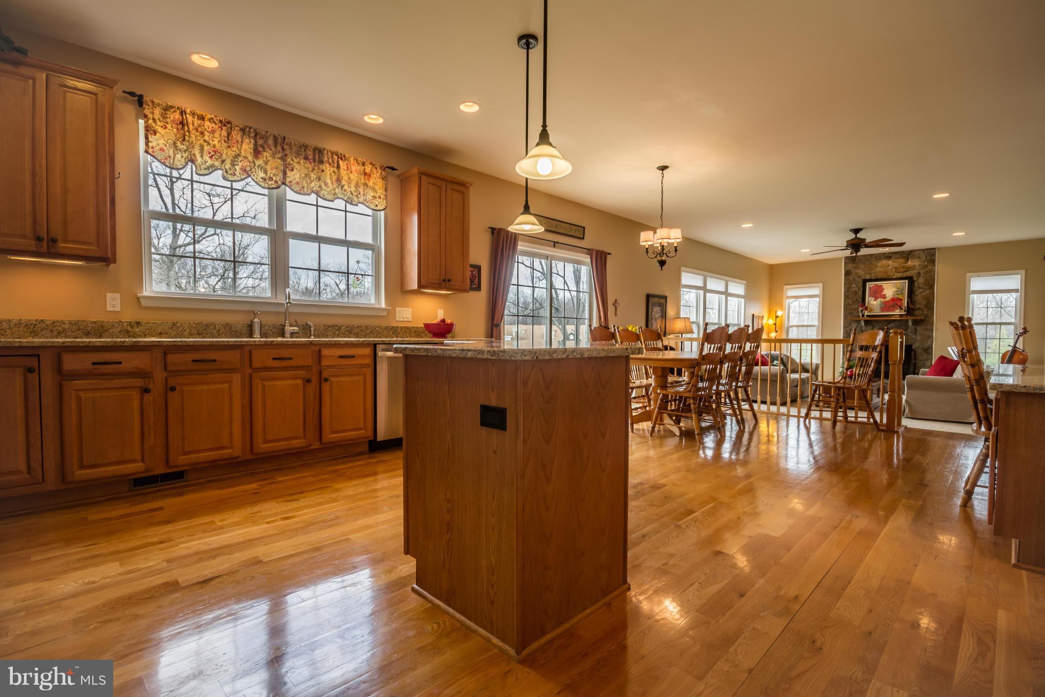 171 Wright Road Winchester, VA 22603 - Photo 3 of 30 a kitchen with lots of counter top space