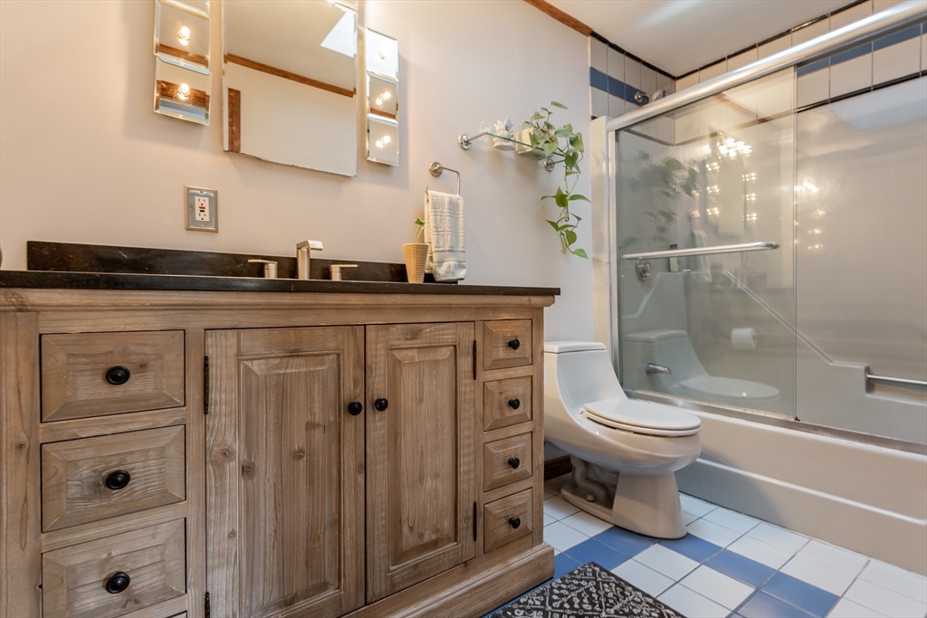 2 Meadowbrook Road Raynham, MA 02767 - Photo 21 of 28