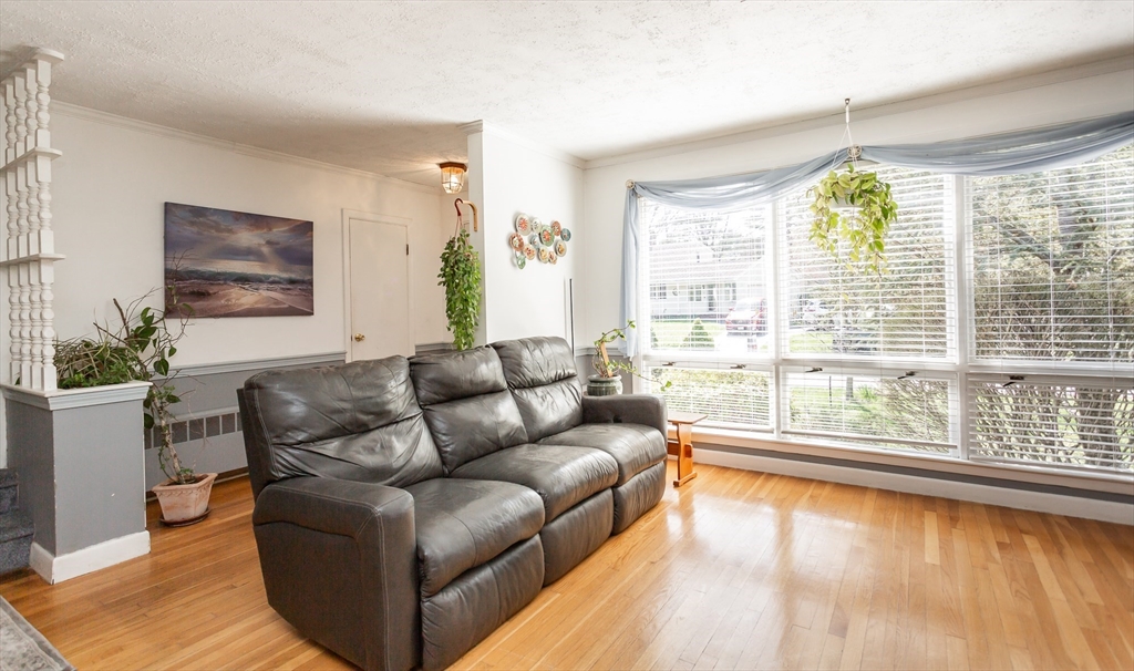 2 Meadowbrook Road Raynham, MA 02767 - Photo 5 of 28