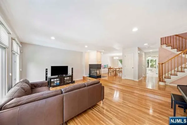$5,300 | 74 Lakeview Drive, Old Tappan, NJ 07675
