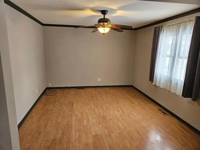 $250,000 | 2503 North Freedom Drive, McHenry, IL 60050