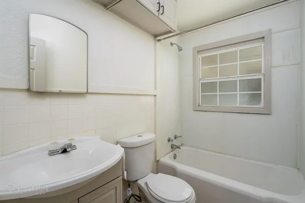 $1,500 | 2349 Highland Avenue, Abilene, TX 79605