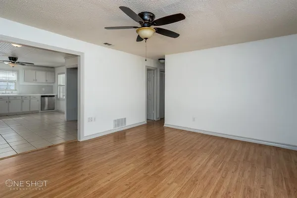 $1,500 | 2349 Highland Avenue, Abilene, TX 79605