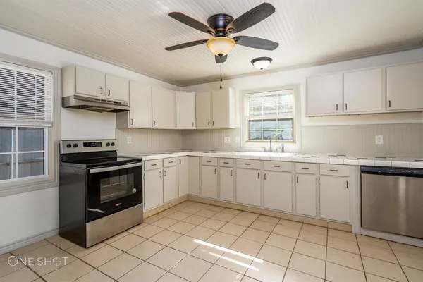 $1,500 | 2349 Highland Avenue, Abilene, TX 79605