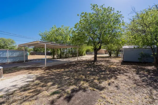 $1,500 | 2349 Highland Avenue, Abilene, TX 79605