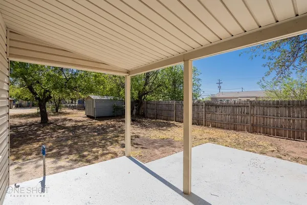 $1,500 | 2349 Highland Avenue, Abilene, TX 79605