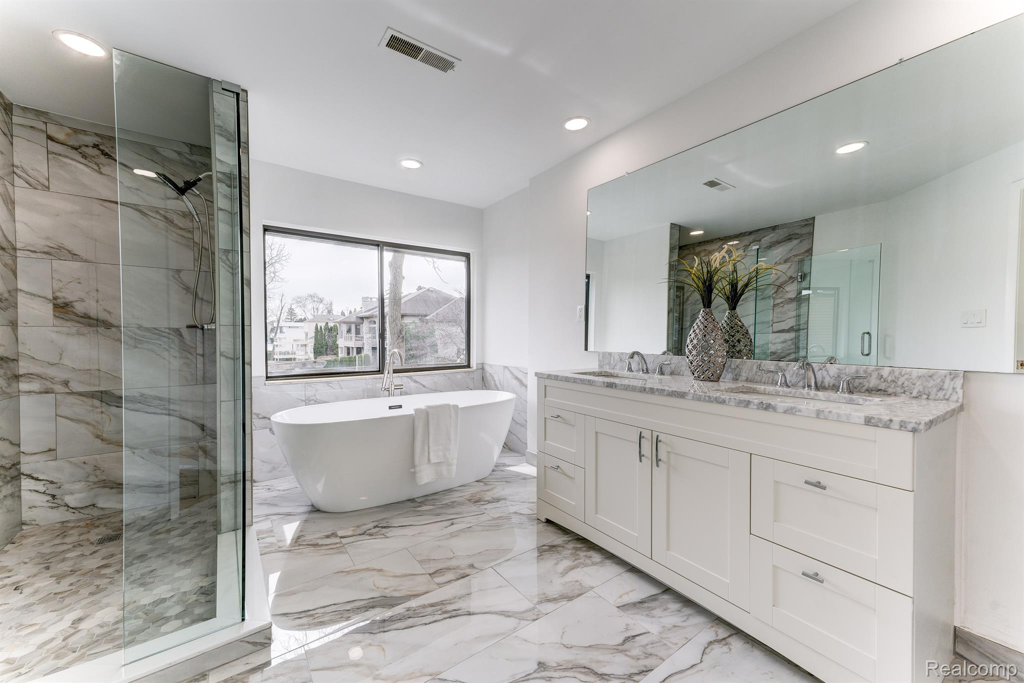 4851 Commerce Road West Bloomfield, MI 48324 - Photo 31 of 71 Gallery Image 31