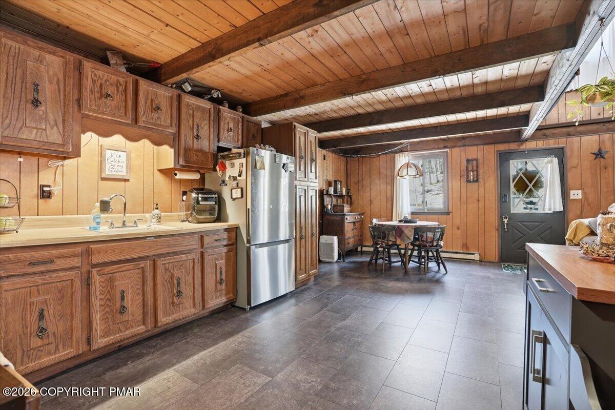 2149 Sparrow Road Bushkill, PA 18324 - Photo 11 of 23 23-037_Photo Apr 21 2026, 10 57 26 AM