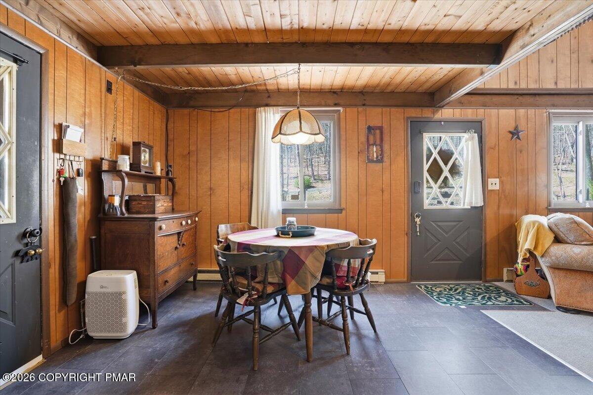 2149 Sparrow Road Bushkill, PA 18324 - Photo 10 of 23 17-039_Photo Apr 21 2026, 10 55 36 AM