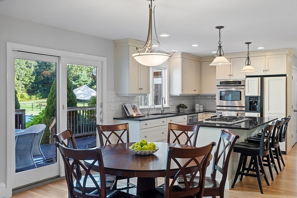 441 Burroughs Road Boxborough, MA 01719 - Photo 8 of 39