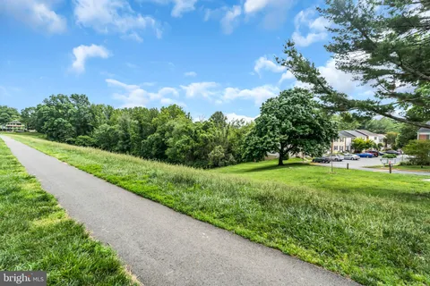 $625,000 | 9636 Westport Lane, Burke, VA 22015