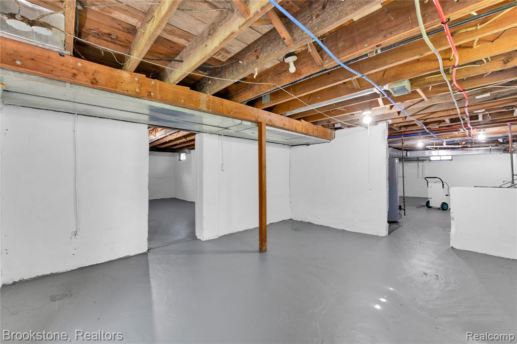 20930 Stahelin Road Southfield, MI 48075 - Photo 19 of 29 Gallery Image 19