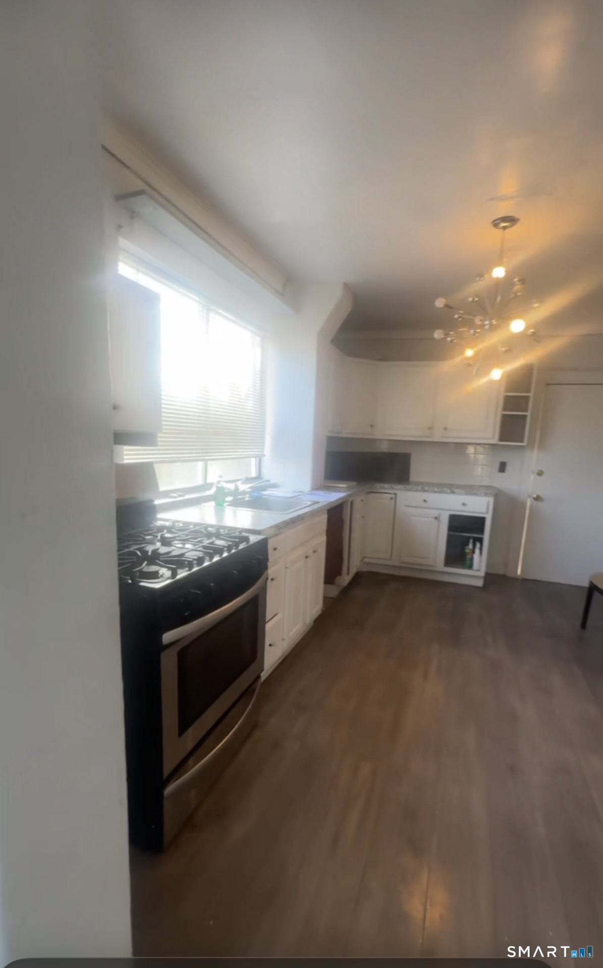 17 Pleasant Street Norwalk, CT 06855 - Photo 5 of 16