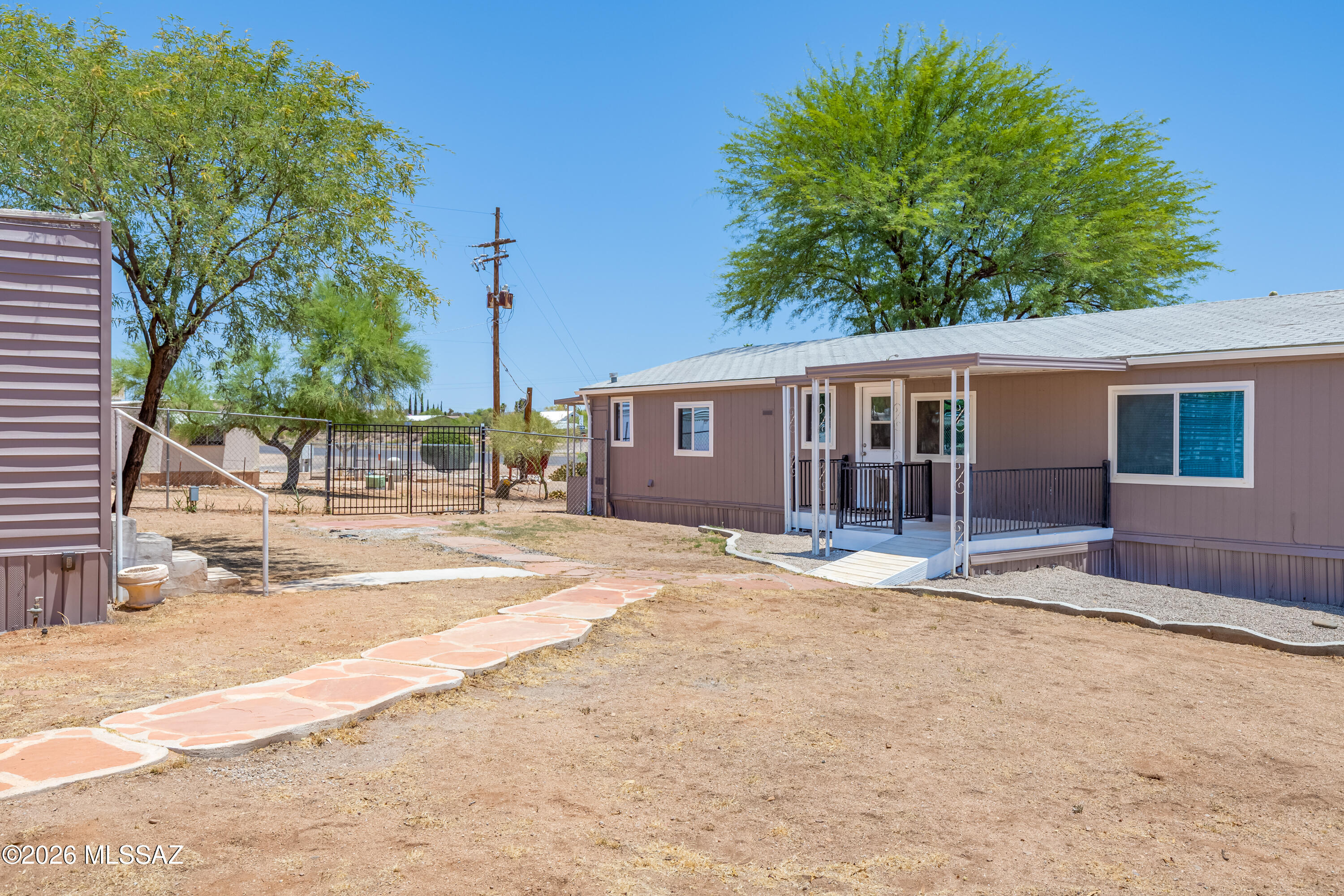 15535 North Oracle Road Tucson, AZ 85739 - Photo 4 of 29