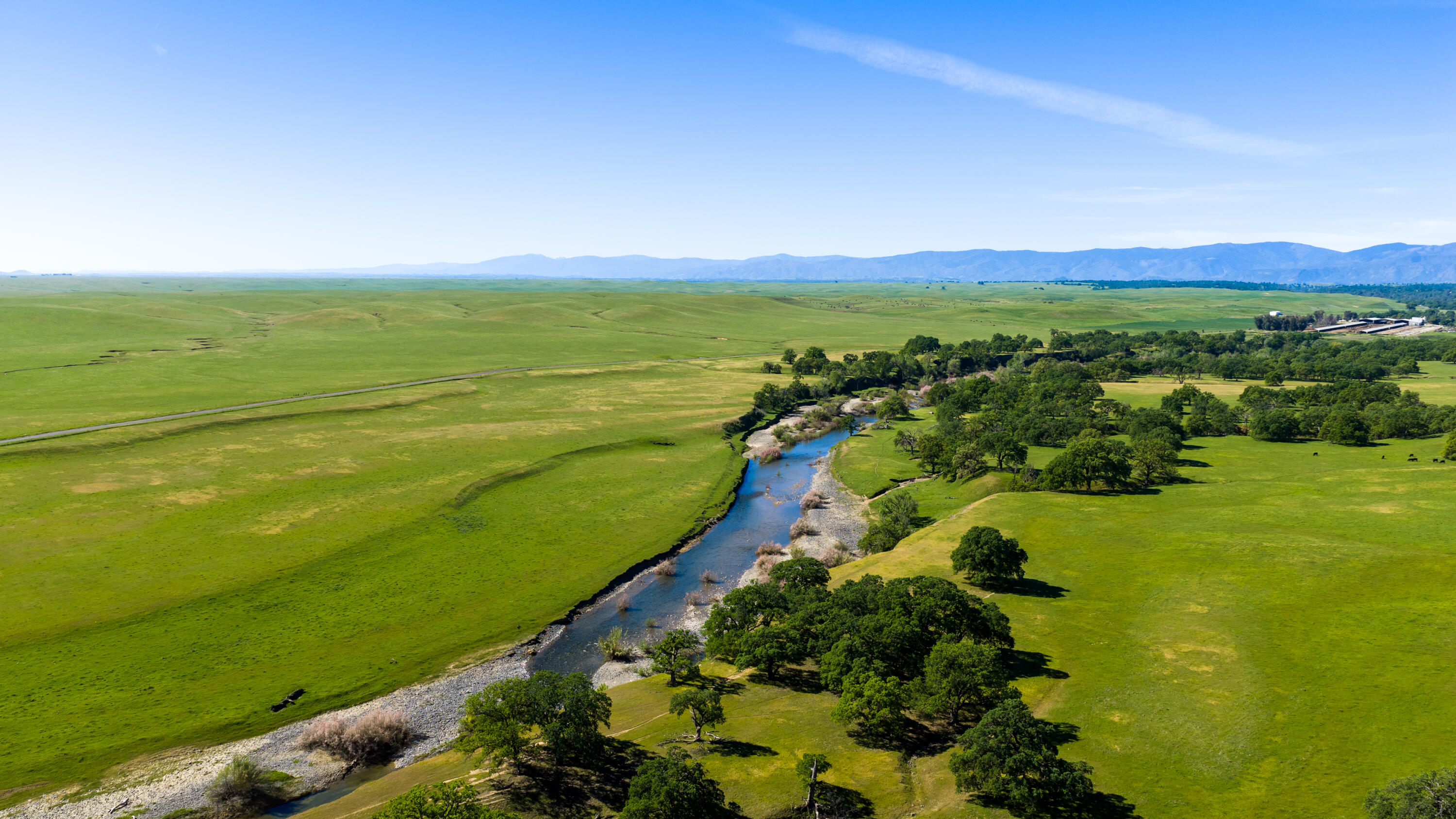 Rancho Tehama Road Corning, CA 96021 - Photo 3 of 20 a view of an ocean and a houses
