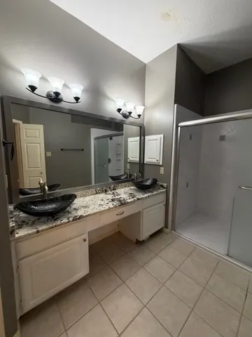 $2,595 | 5913 Shanghai Pierce Road, Austin, TX 78749