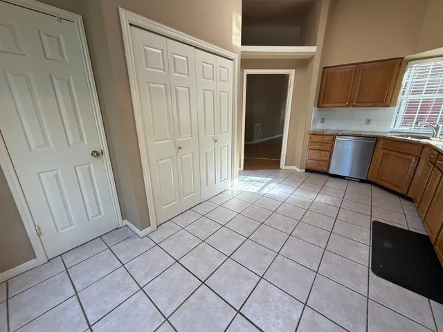 $2,595 | 5913 Shanghai Pierce Road, Austin, TX 78749