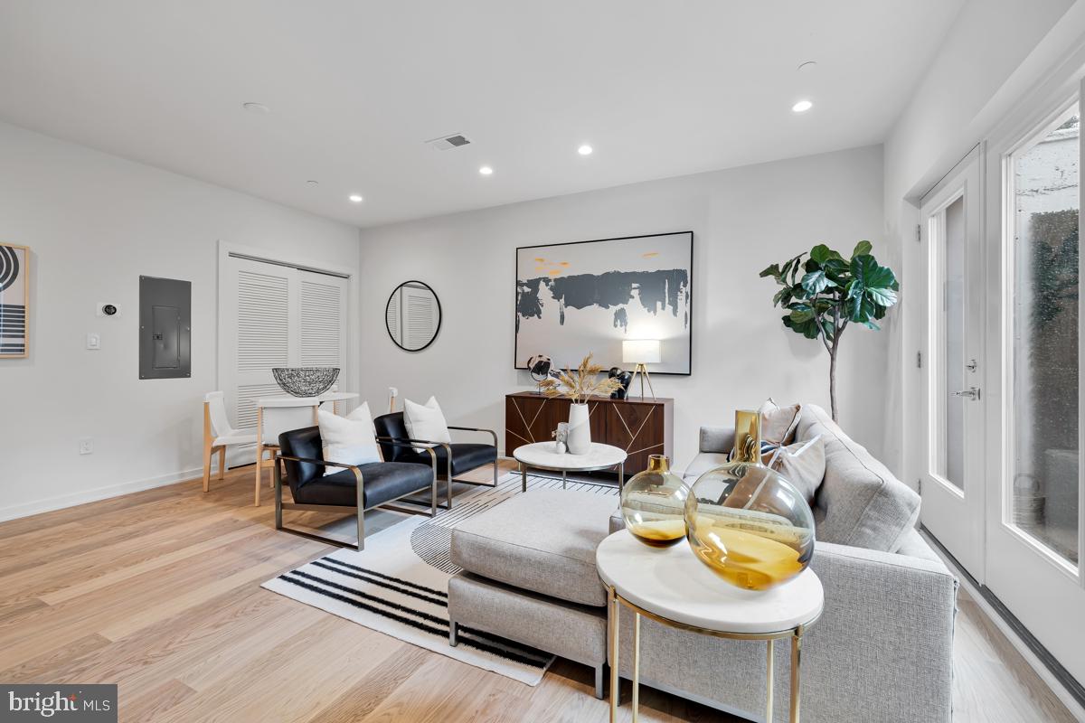 2216 40th Place Northwest, Unit 2 Washington, DC 20007 - Photo 6 of 28