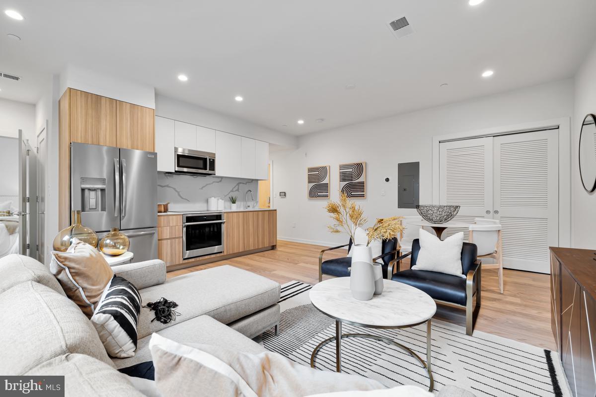 2216 40th Place Northwest, Unit 2 Washington, DC 20007 - Photo 8 of 28