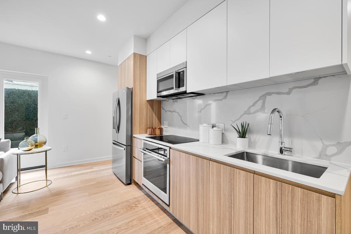 2216 40th Place Northwest, Unit 2 Washington, DC 20007 - Photo 10 of 28