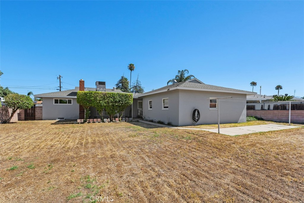 417 East Cornell Drive Rialto, CA 92376 - Photo 37 of 40