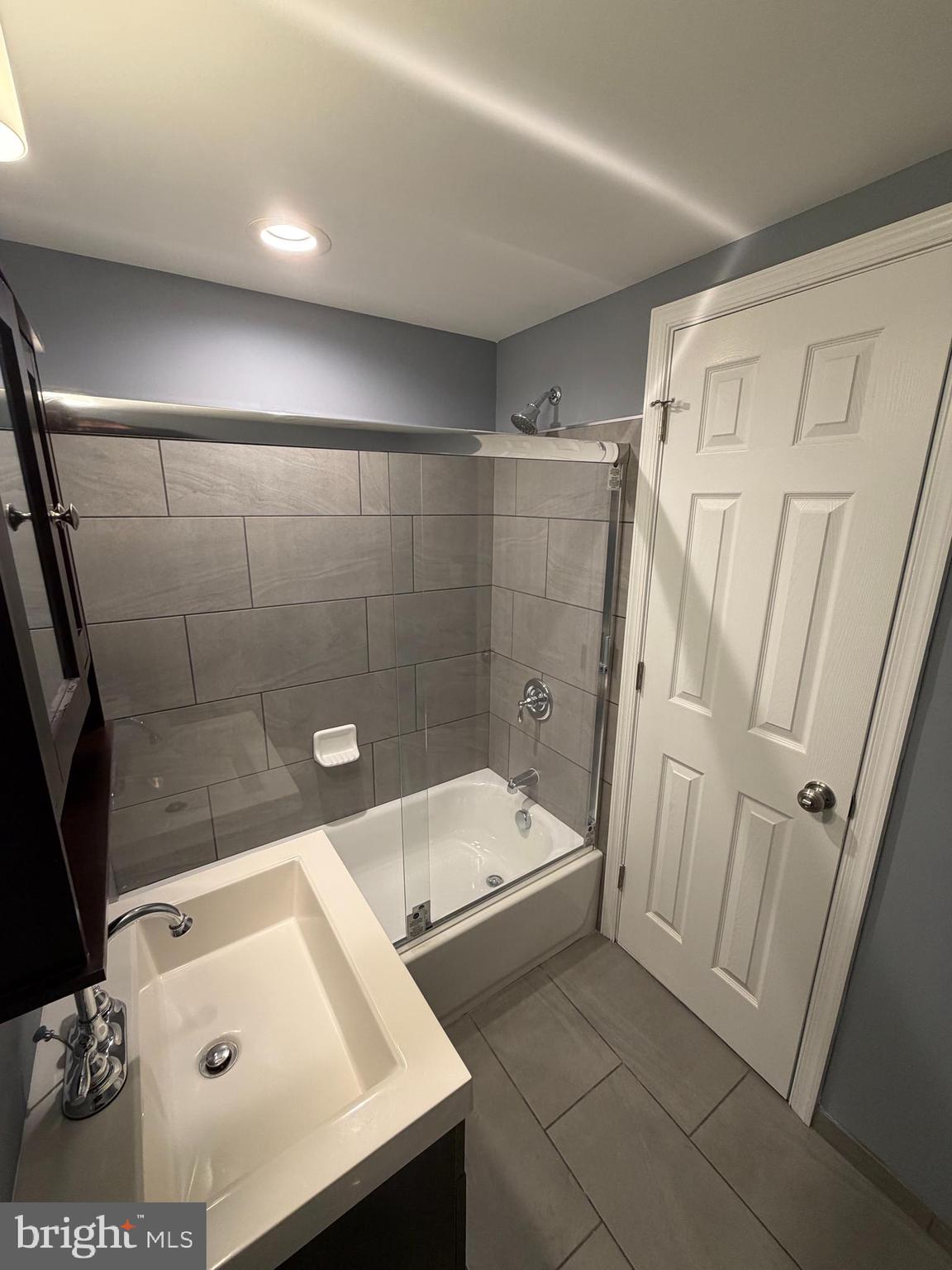 2754 Hollywood Road, Unit 202 Falls Church, VA 22043 - Photo 16 of 22