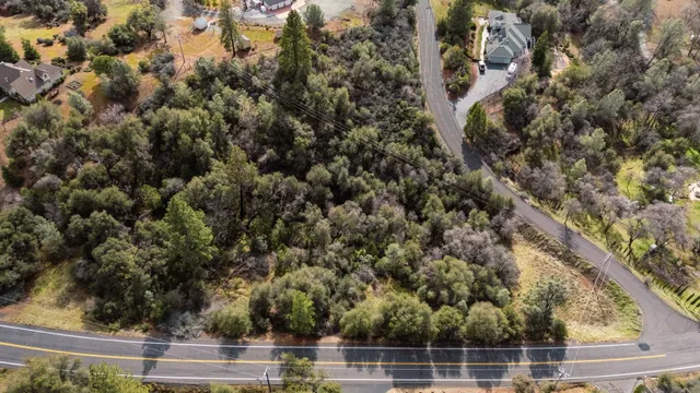 an outdoor view of house with outdoor space