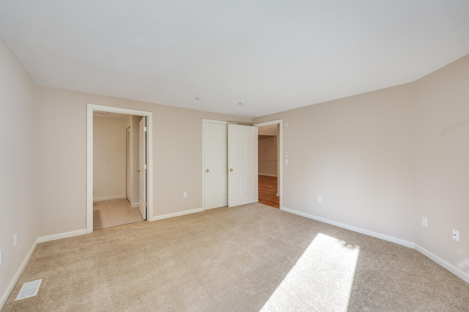 16 North Ridge Road Mashpee, MA 02649 - Photo 26 of 47 a view of an empty room