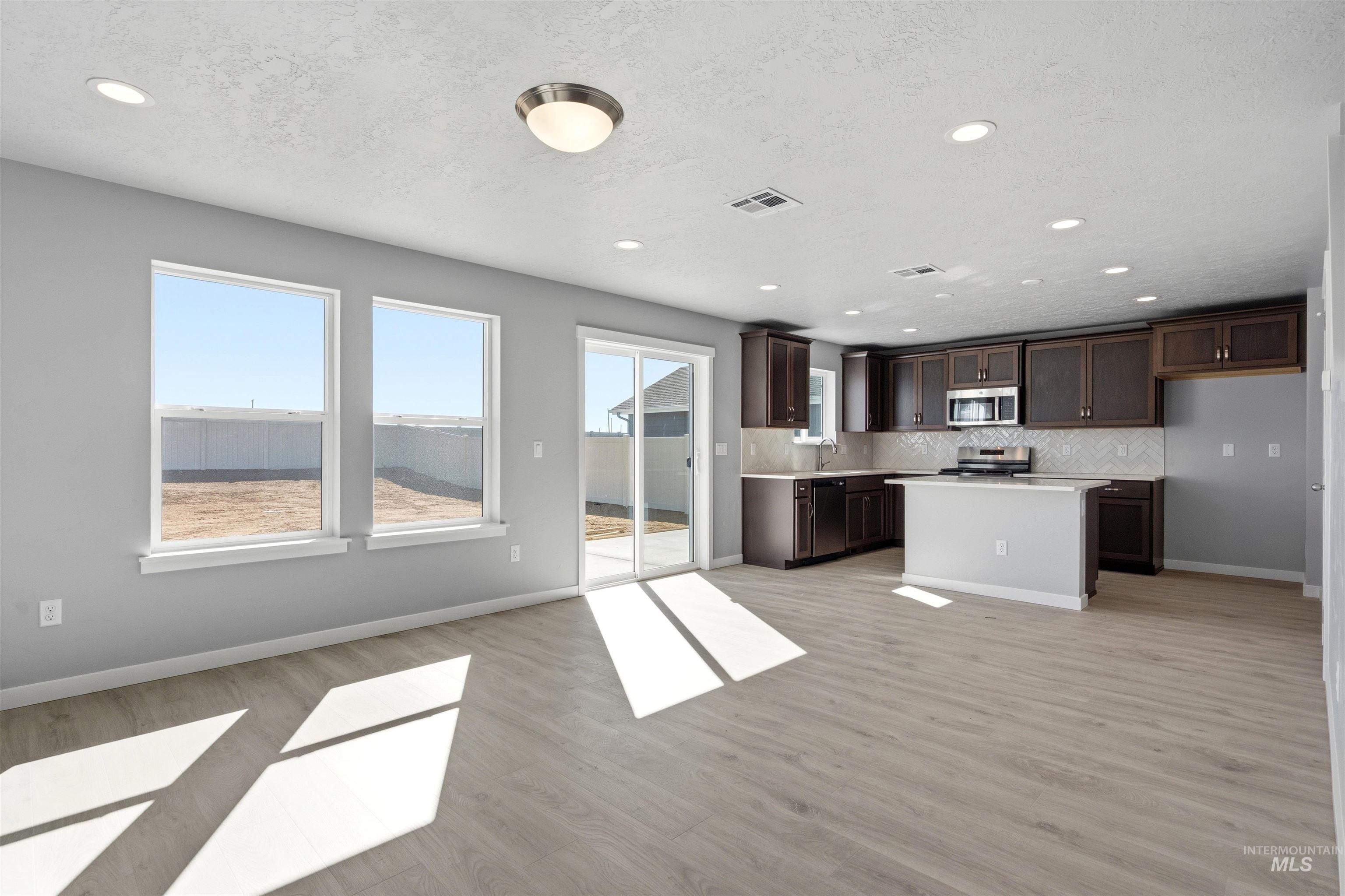 17557 Moon Ridge Place Nampa, ID 83687 - Photo 8 of 33