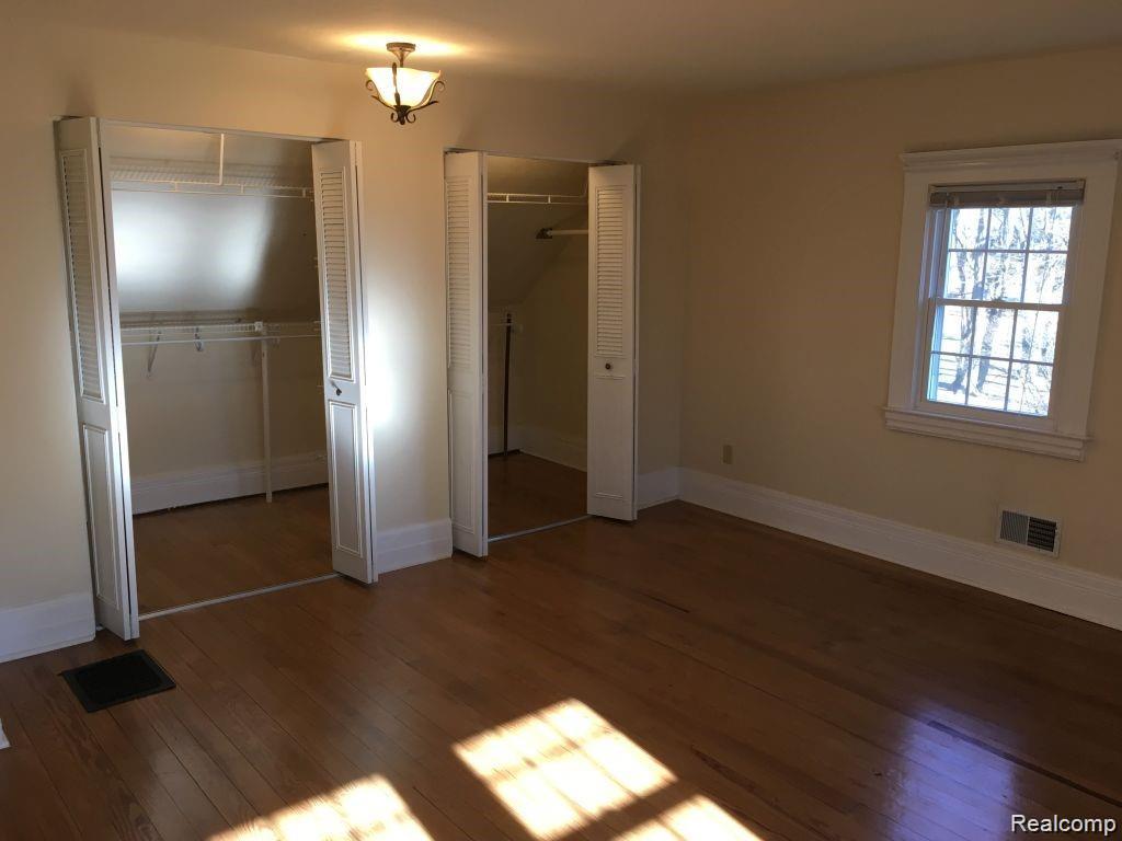 20985 Halsted Road Northville, MI 48167 - Photo 20 of 30