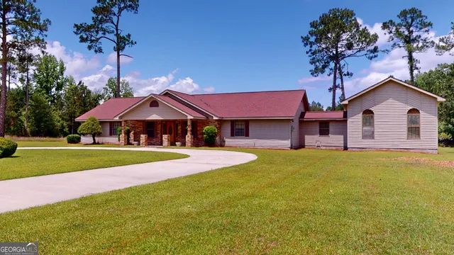 $315,000 | 26 Ben Boulevard, Swainsboro, GA 30401