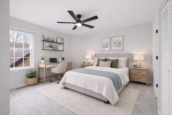 $2,500 | 1941 Quaker Hollow Lane, Unit 1941, Streamwood, IL 60107