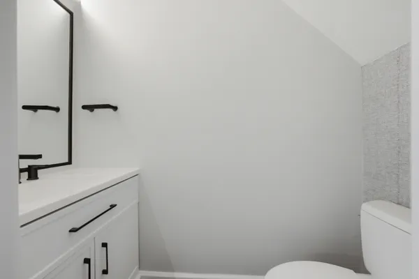 $2,500 | 1941 Quaker Hollow Lane, Unit 1941, Streamwood, IL 60107