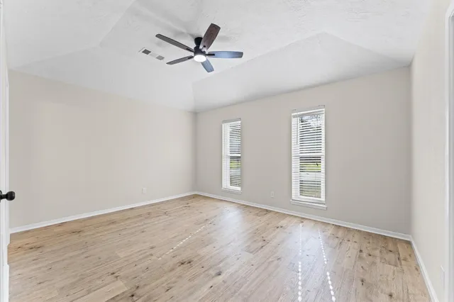 $3,100 | 27241 Wells Lane, Conroe, TX 77385