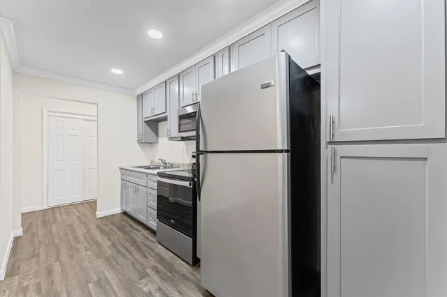 $3,100 | 27241 Wells Lane, Conroe, TX 77385