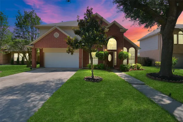 $2,350 | 4123 Valedon Lane, Houston, TX 77014