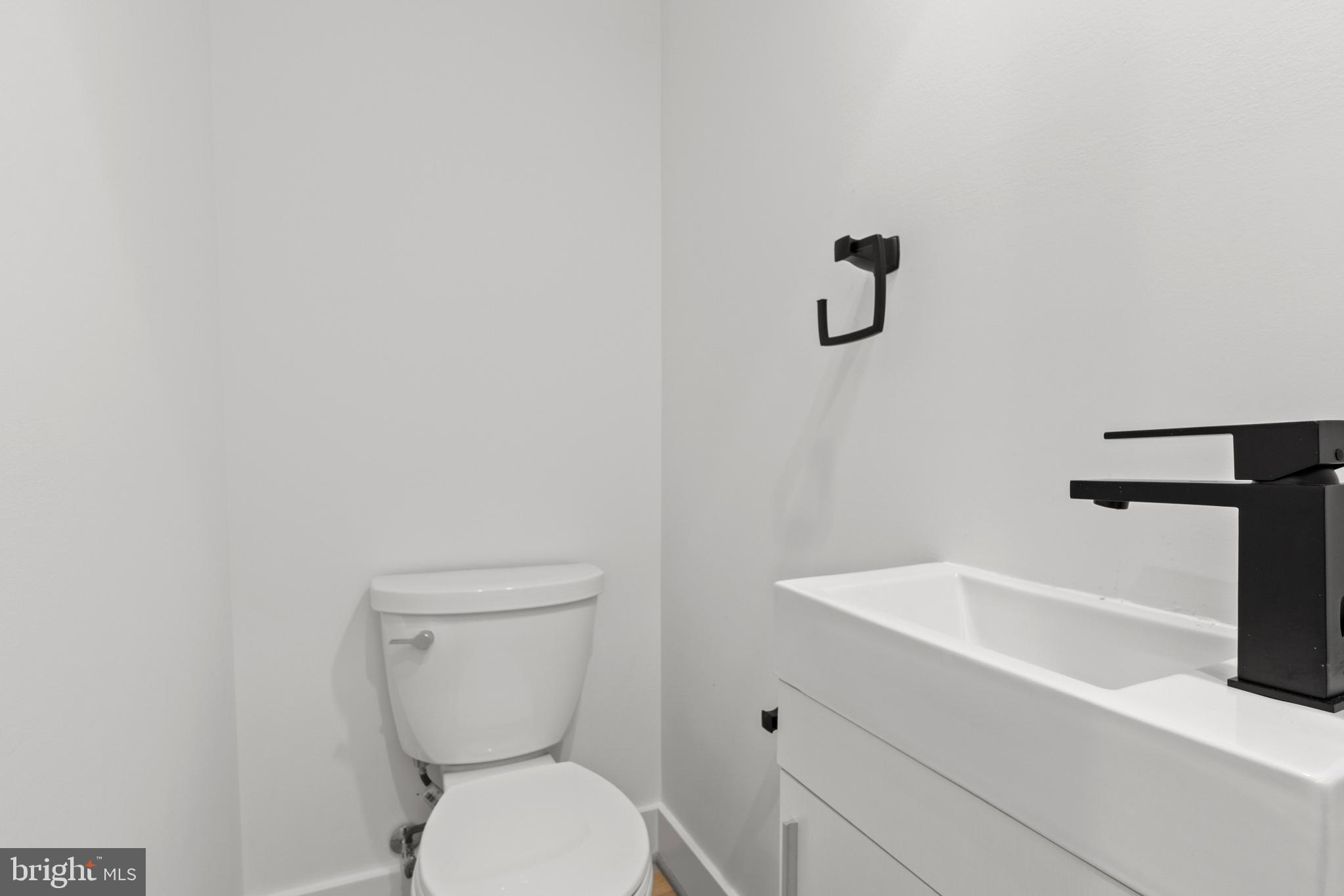 1808 S Street Northwest, Unit 2 Washington, DC 20009 - Photo 9 of 17