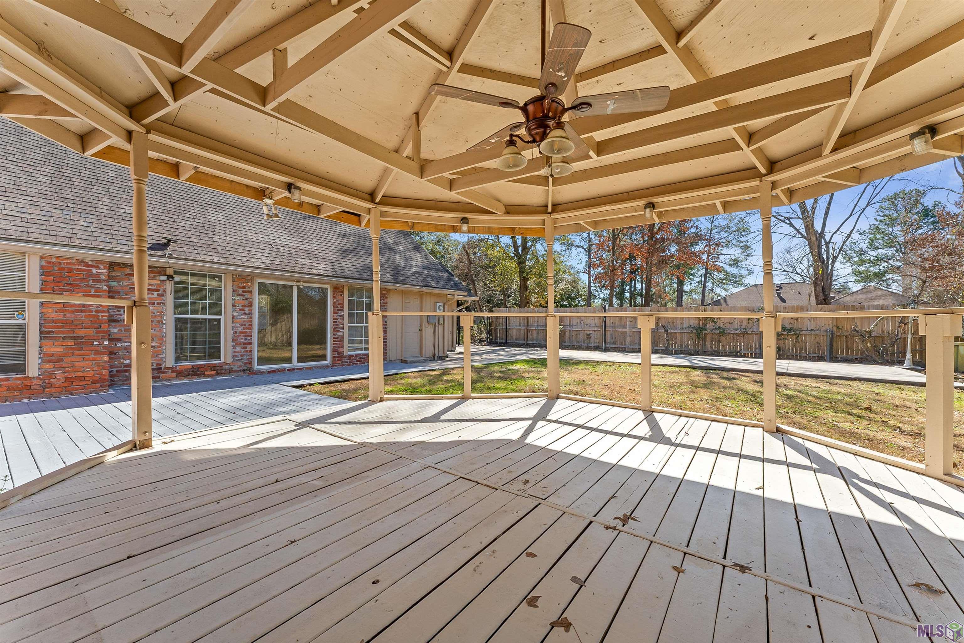 12384 Goodwood Boulevard Baton Rouge, LA 70815 - Photo 26 of 29