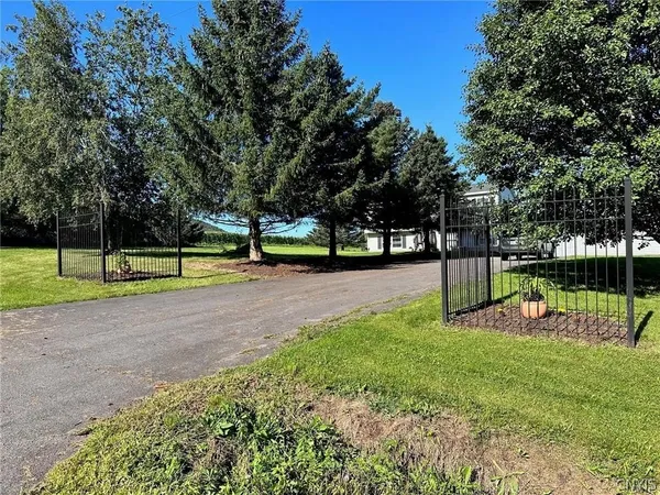 $329,900 | 1085 Shackham Road, Fabius, NY 13063
